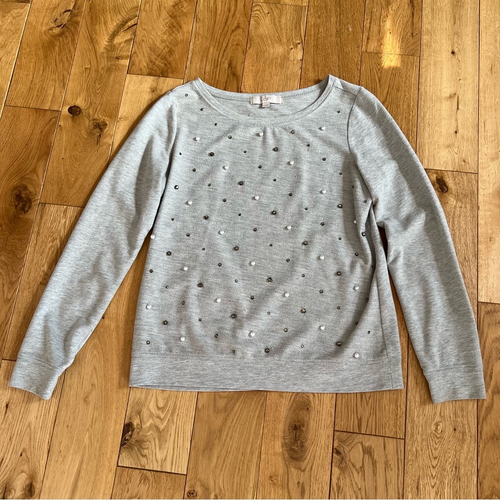 Loft grey long sleeve sweater pearls